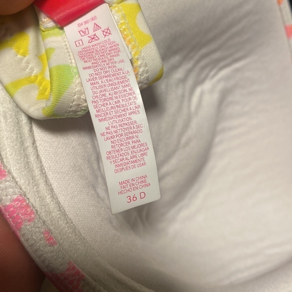 5/$20 Victoria’s Secret swim Top 36D - Picture 4 of 5